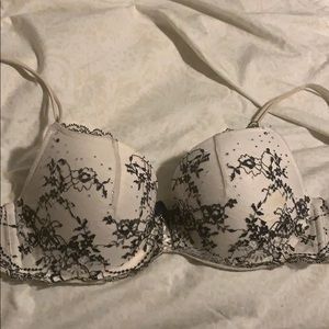VS Demi Bra